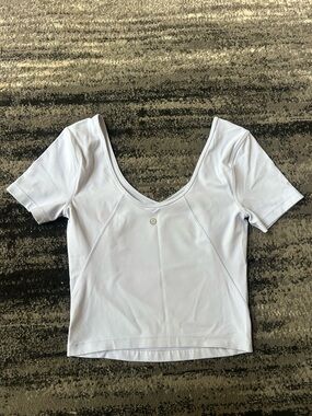 LULULEMON Cropped Align Tee